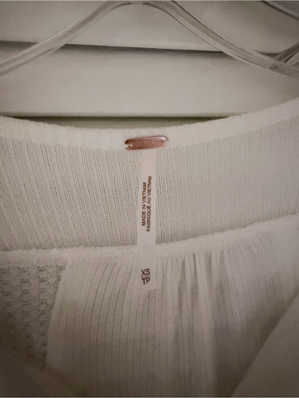 Free people White Women's Lightweight Button-Front Peasant Top - Picture 2 of 4